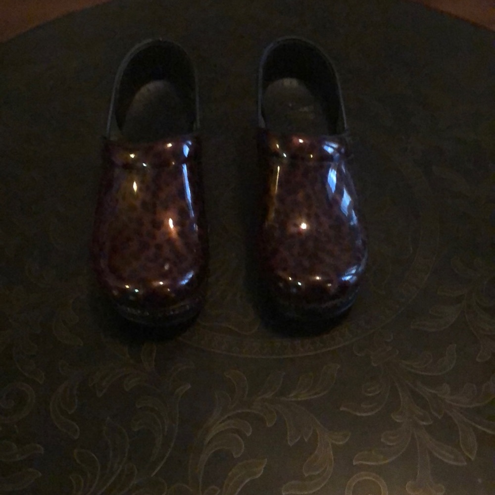 Dansko clogs! Great buy!!!